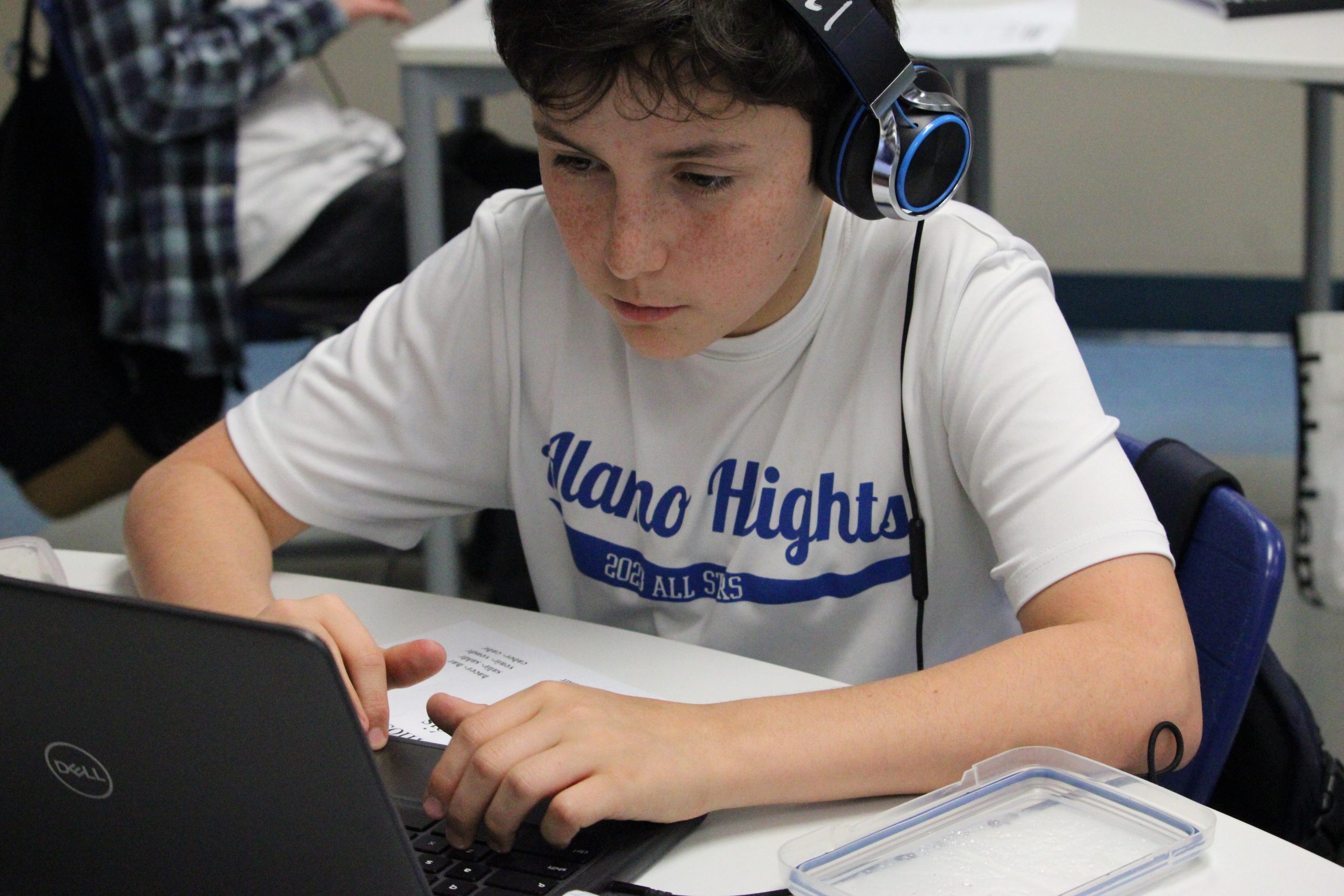 Enhancing Classroom Learning with Technology at Alamo Heights